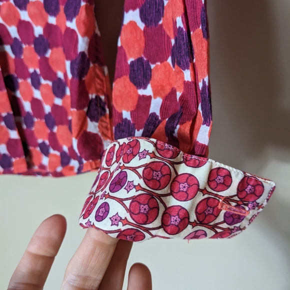 Robert Graham Button down shirt bold print blouse size 2 - Picture 3 of 7